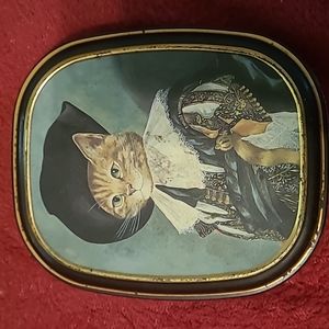 Vintage cat tin